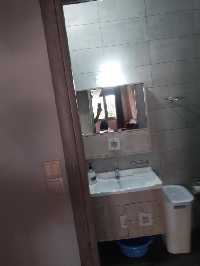 Appartement Hrysanthl *